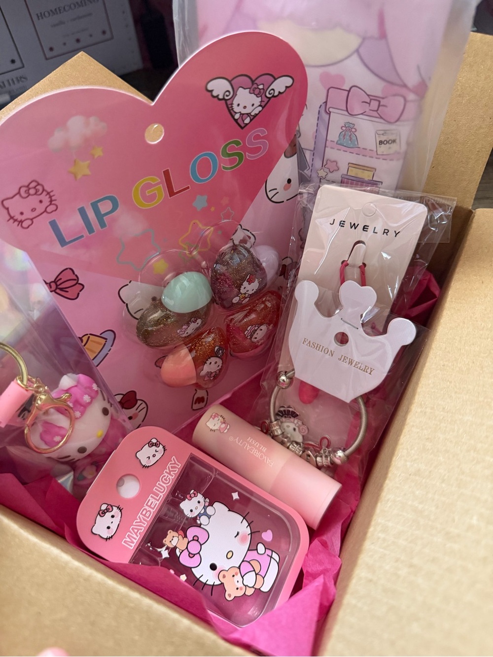 Hello Kitty gift box, hello kitty lot